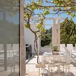 Stellina And Trullo Cece